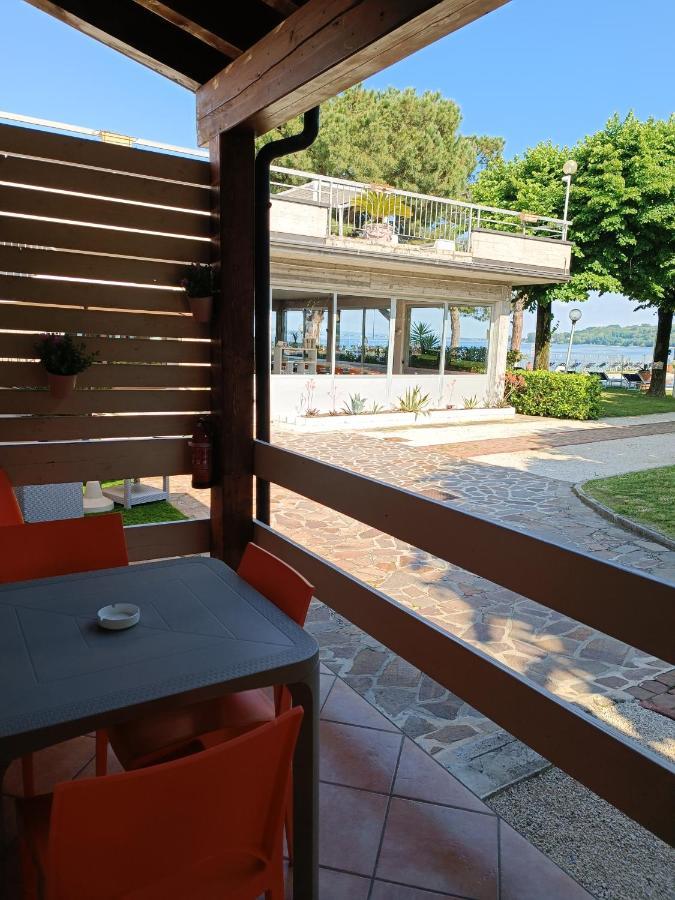 Villaggio Turistico Dei Tigli Паденге сул Гарда Стая снимка